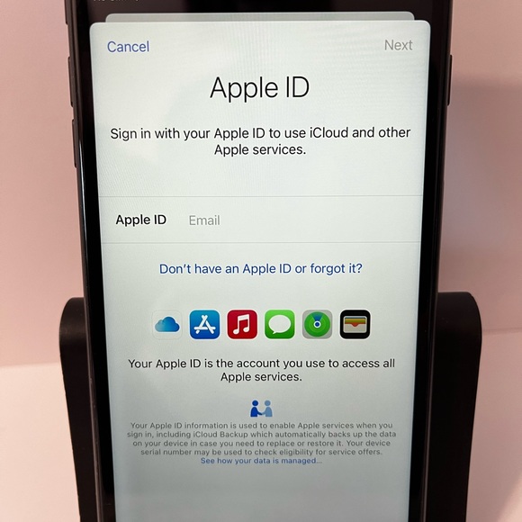 Apple iPhone 8 Plus 64 GB
in Space Gray for Unlocked
100% Battery Capacity - Picture 6 of 16